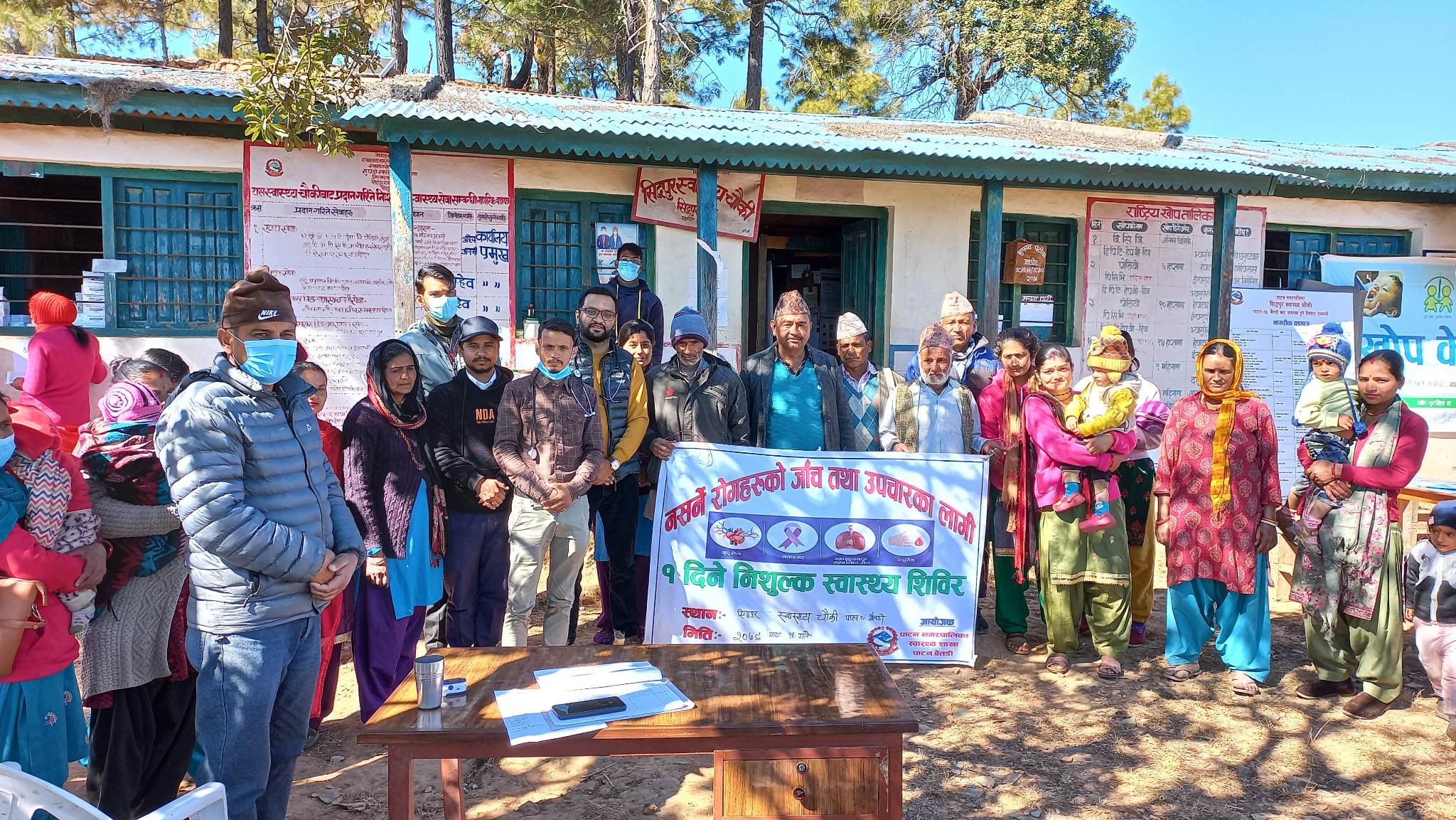 बैतडीको पाटनमा निशुल्क स्वास्थ्य शिविर, १४४ जनाले सेवा लिए  